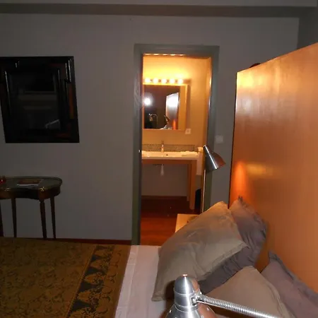 Le Crocodile Rouge Frühstückspension Perpignan