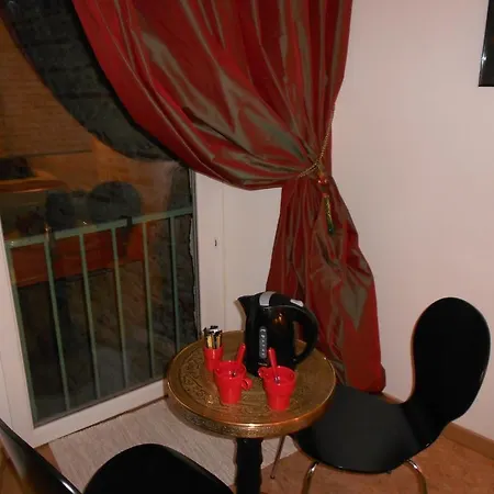 Le Crocodile Rouge Frühstückspension 3*