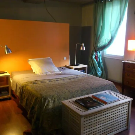 Le Crocodile Rouge Bed & Breakfast