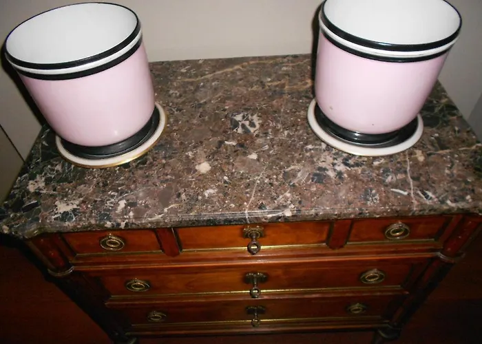 Le Crocodile Rouge Bed & Breakfast 3*