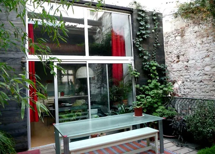 Bed & Breakfast Le Crocodile Rouge 3*