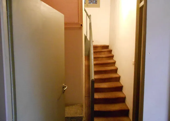 Le Crocodile Rouge 3* Perpignan